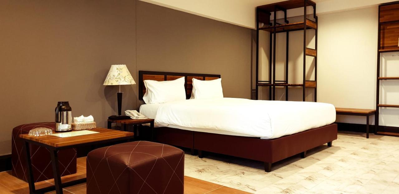 The Canal Hotel Bangkok Luaran gambar